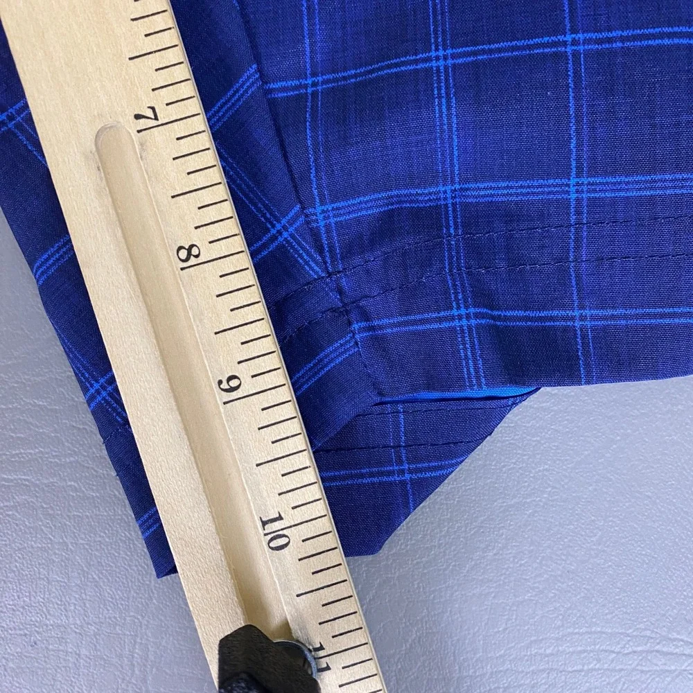 Ben Hogan Golf Shorts Men's Size 52 Blue Plaid Performance Stretch Waist